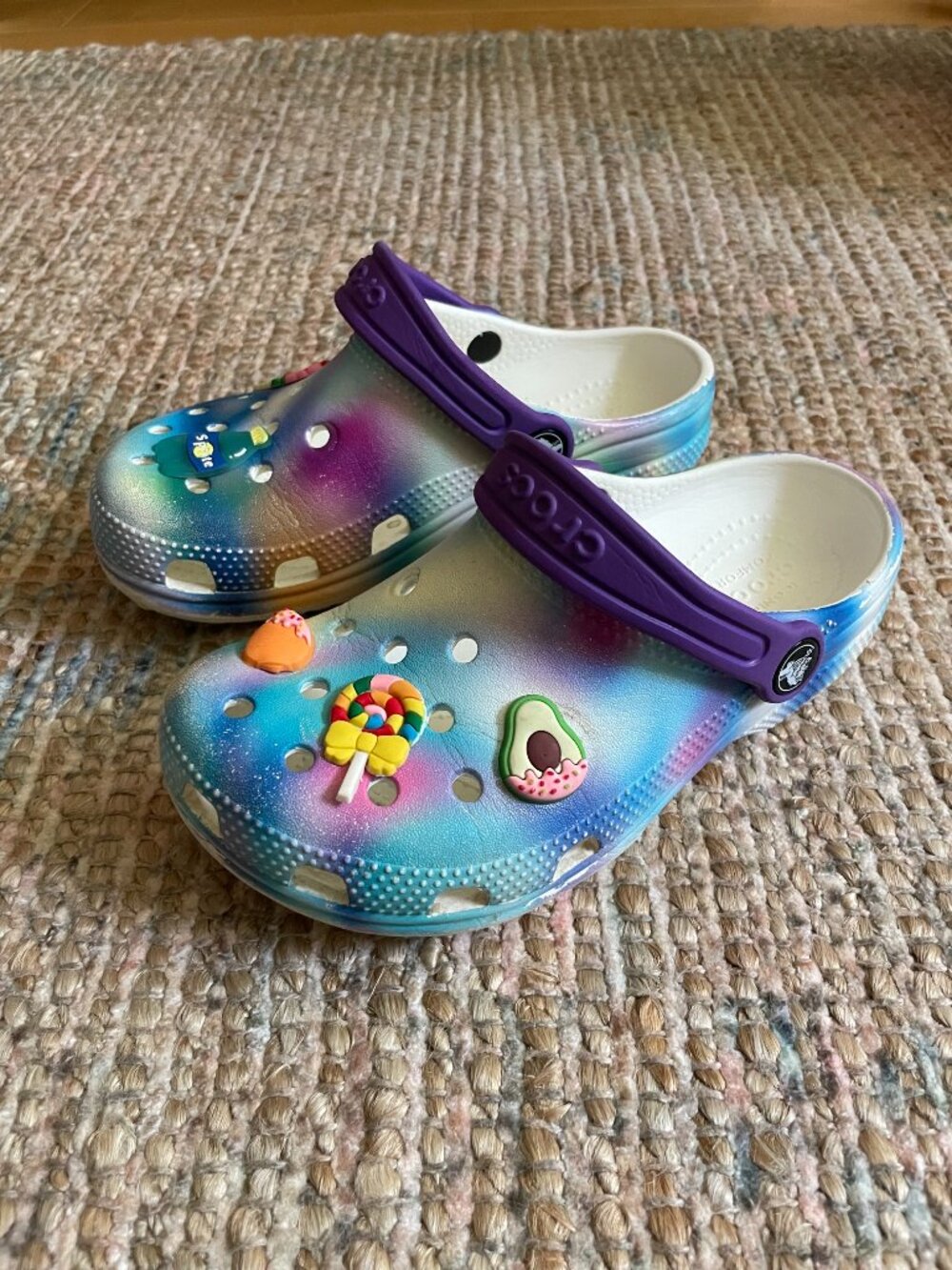 Crocs Jibbitz Purple Blue Rainbow Solarized Tie-Dye Clogs Kids Girls Size C13